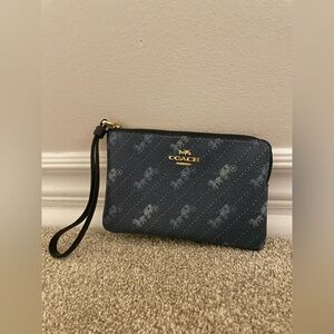 Coach Corner Zip Wristlet Horse And Carriage